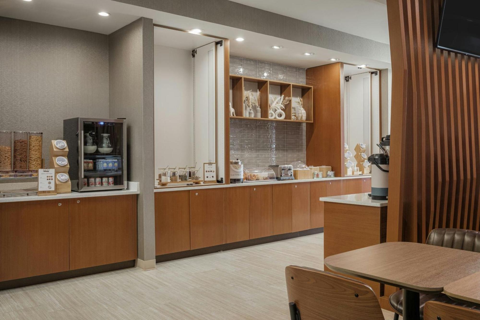 Springhill Suites By Marriott Lexington Frankfort Exterior foto